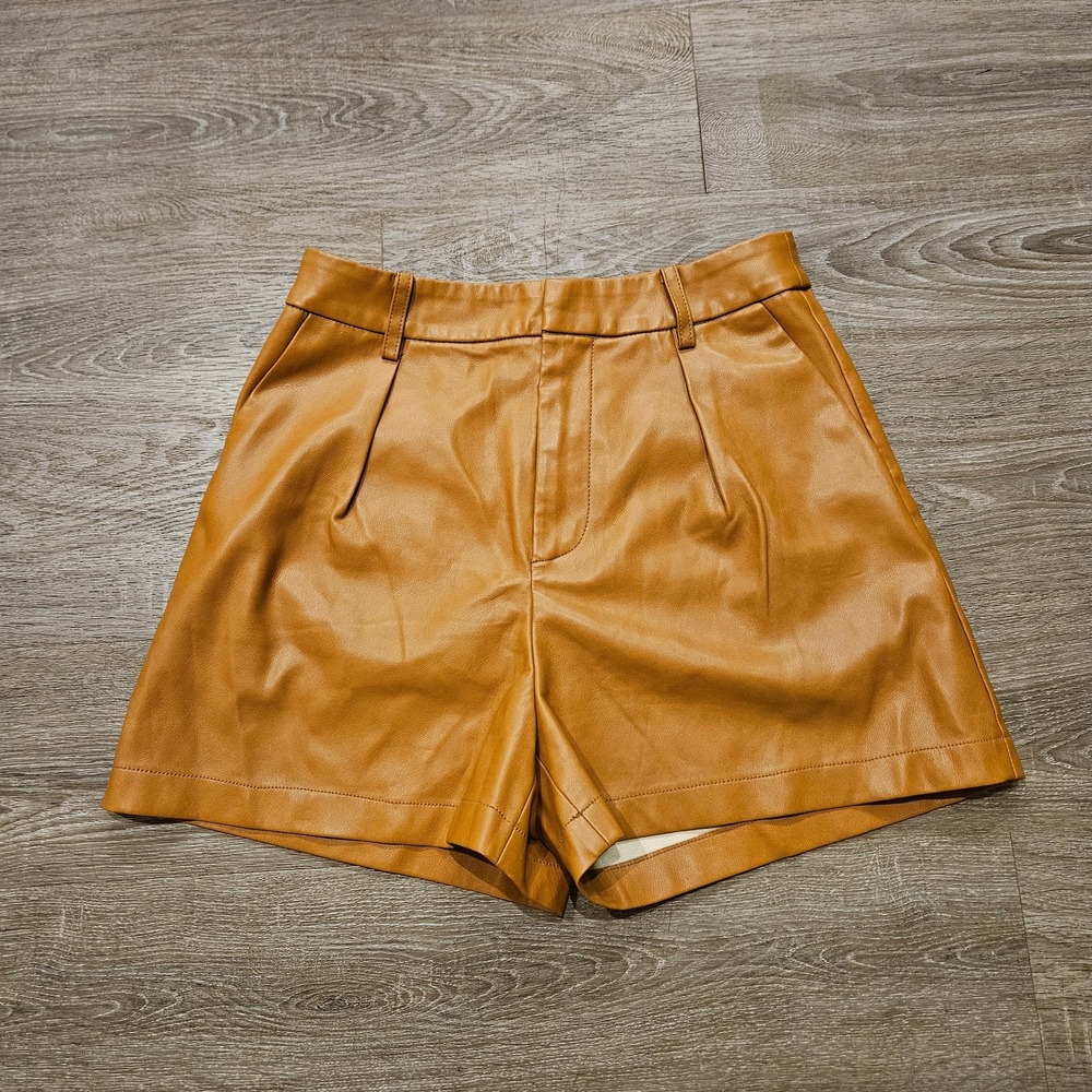 7 For All Mankind Faux Leather Shorts Women's S Brown Pleated High Rise